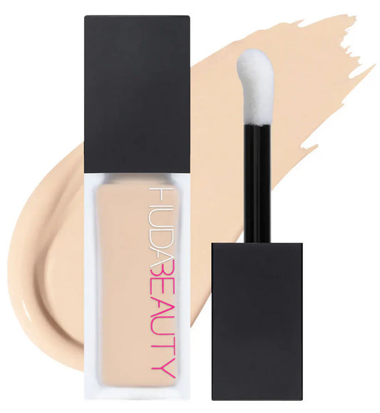 Huda Beauty Luminous Matte Liquid Concealer