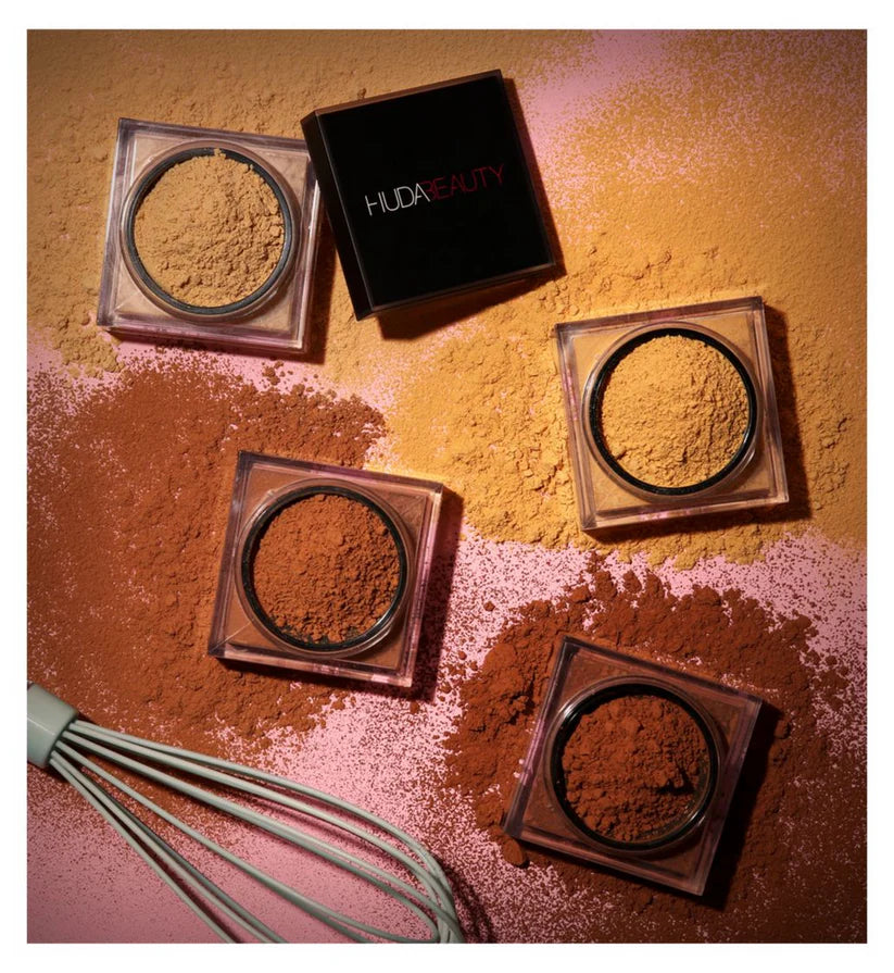 Huda Beauty Easy Bake Loose Powder