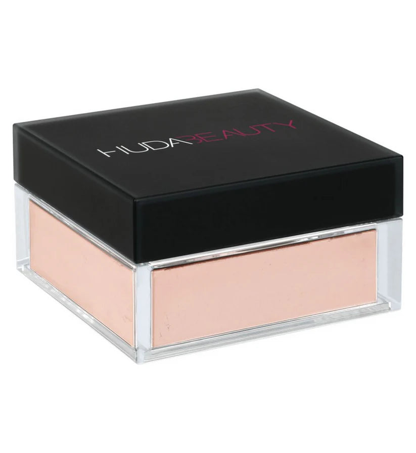 Huda Beauty Easy Bake Loose Powder